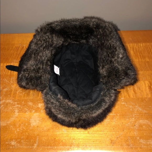 Faux Fur Men’s Toboggan Hat - Picture 3 of 3